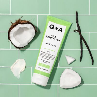 Скраб для тіла з AHA-кислотами Q+A AHA Exfoliator Body Scrub