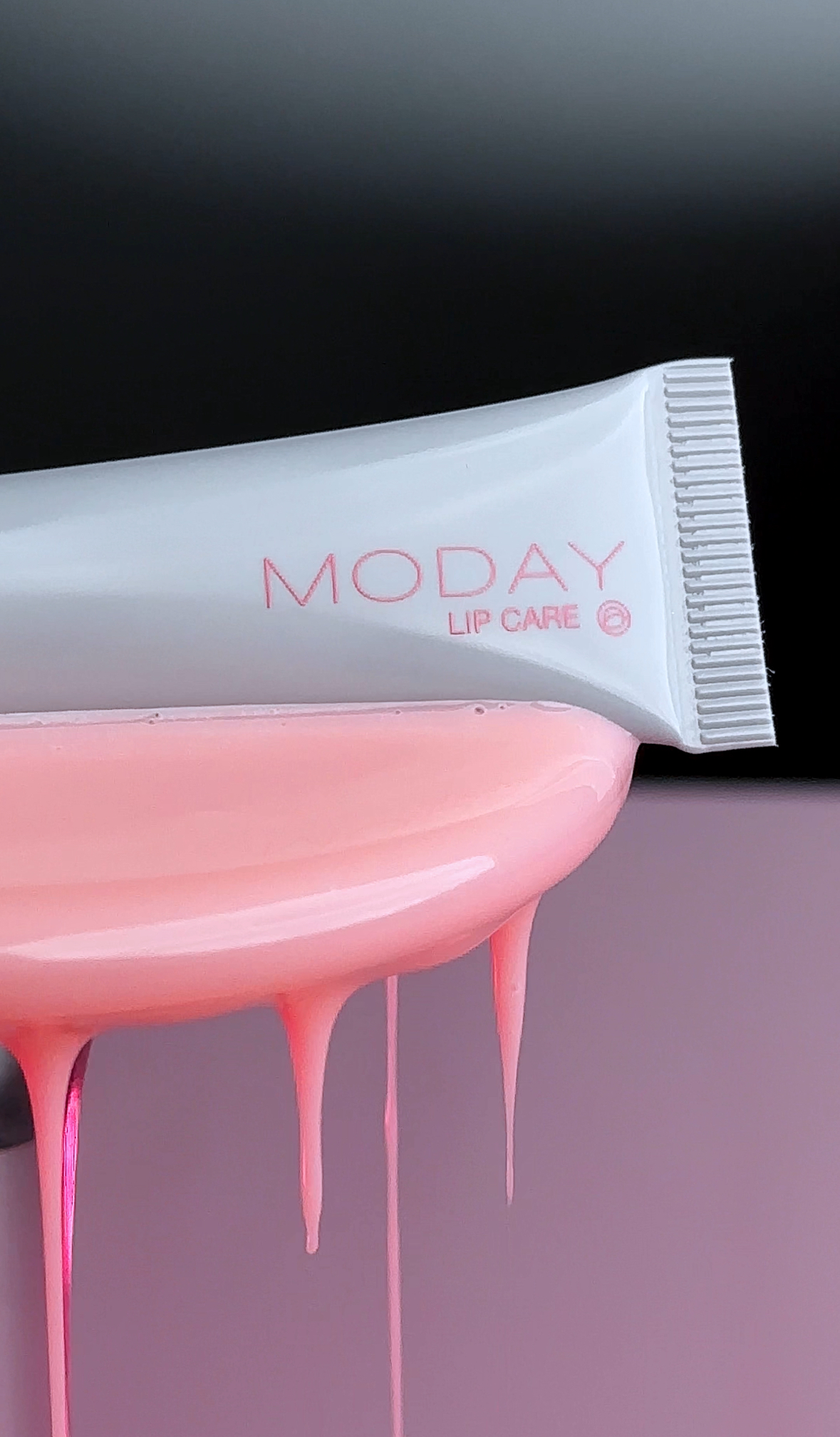 Бальзам-сироватка для губ MODAY Ultimatum Peptides Lips на основі пептидних комплексів Maxi-Lip та VOLUFORM та спікул 10 мл