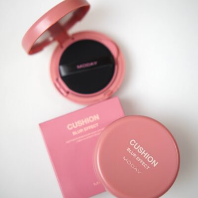 Адаптивний мінеральний кушон для макіяжу MODAY Mineral Blur Skin + Бальзам для губ MODAY Allure у подарунок