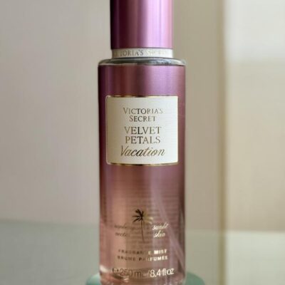 Спрей для тіла Victoria's Secret Velvet Petals Vacation Fragrance Mist