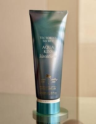 Лосьйон для тіла Victoria's Secret Aqua Kiss Vacation