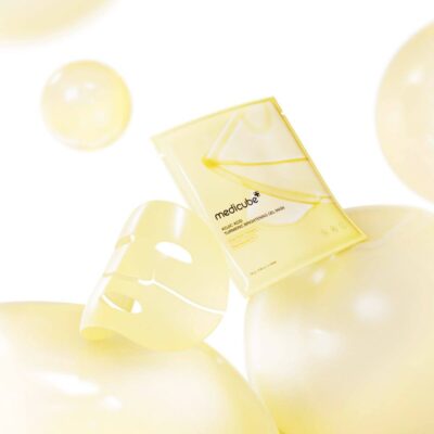 Освітлююча гідрогелева маска MEDICUBE Kojic Acid Turmeric Brightening Gel Mask
