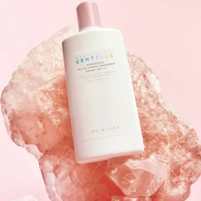 Тонуючий сонцезахисний крем SPF50+ PA++++ SKIN1004 - Centella Poremizing Velvet Finish Sunscreen 50ml