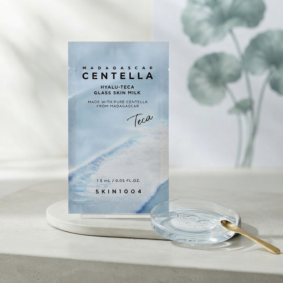 Молочко для обличчя Skin1004 Madagascar Centella Hyalu-Teca Glass Skin Milk Sachet (пробник) 1.5ml